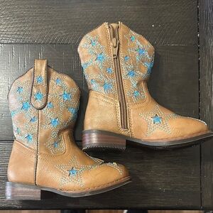Wonder Nation Brown Boots with Blue Stars